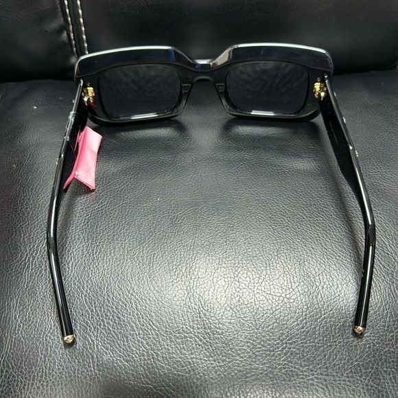 Carolina Herrera HER 0131/S Sunglasses for women brand new $450 retail main image 5